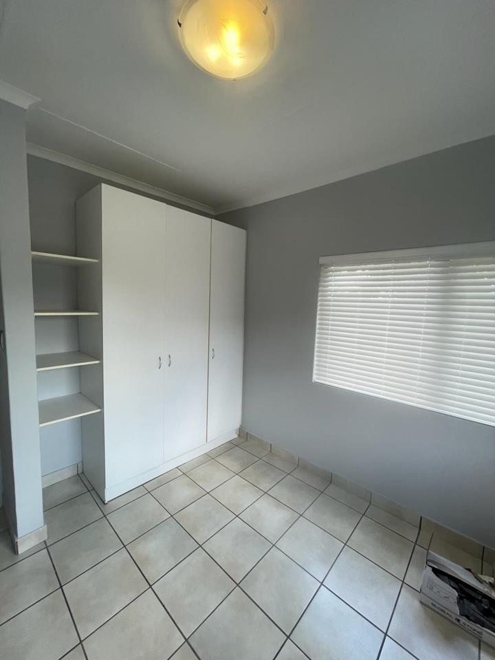 2 Bedroom Property for Sale in Die Bult Western Cape